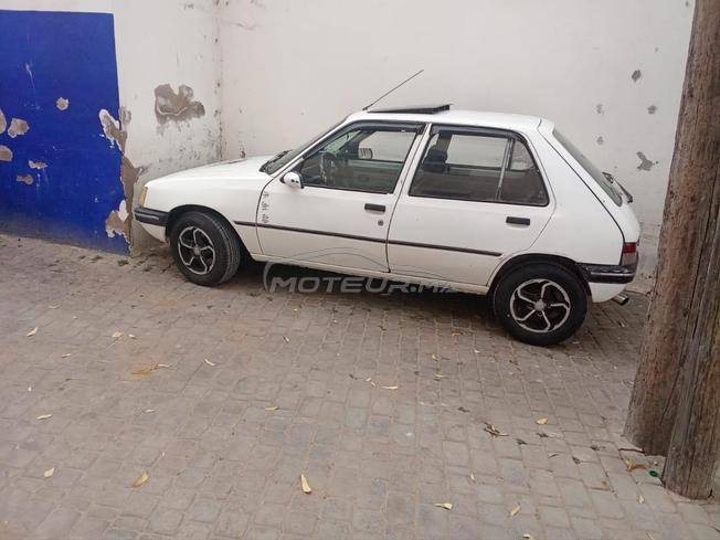 Peugeot 205 Diesel Manuelle 1999 à Oualidia