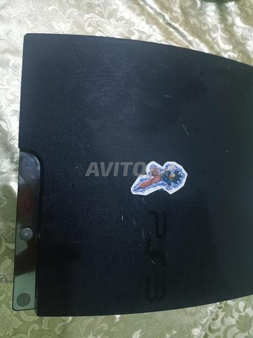 PS3 slim modifiée et online avec 9 jeux - 2