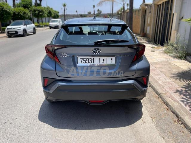 Toyota C-HR Hybride – Première main