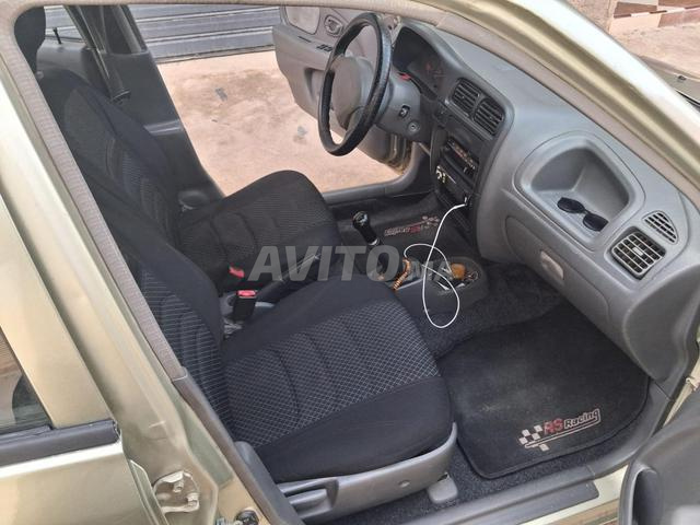 Suzuki Alto essence 1.0L - 2