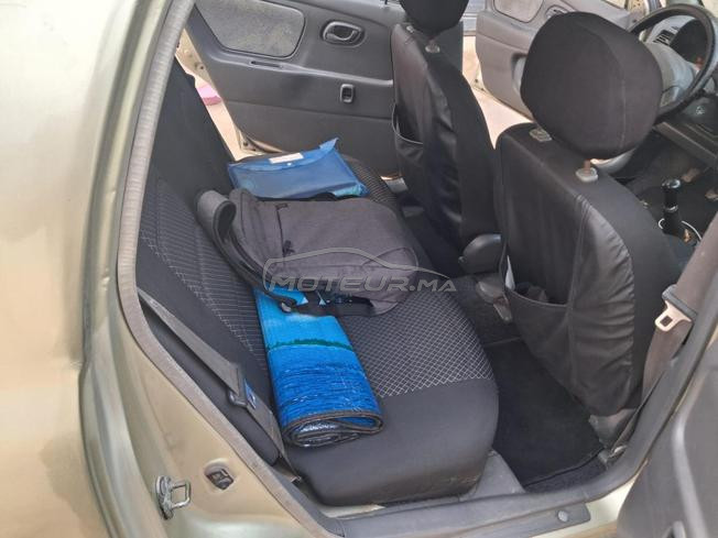 Suzuki Alto essence 1.0L