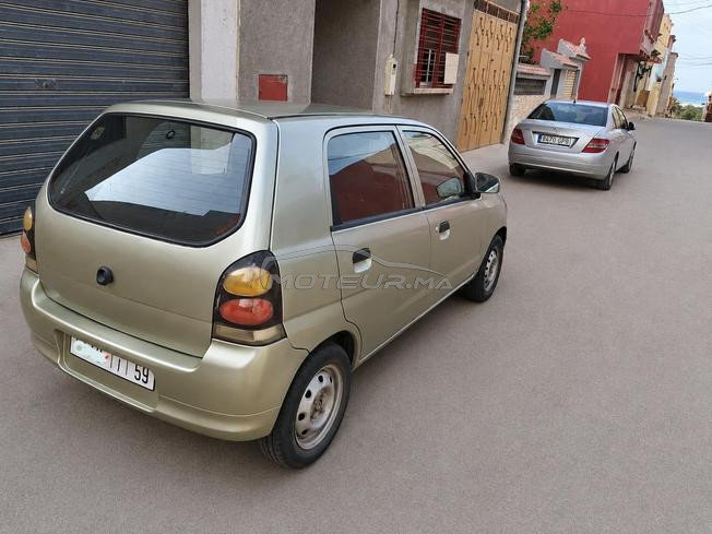 Suzuki Alto essence 1.0L