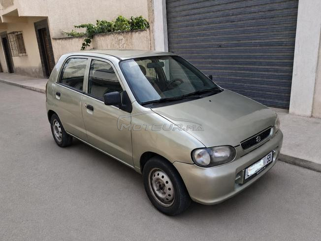 Suzuki Alto essence 1.0L
