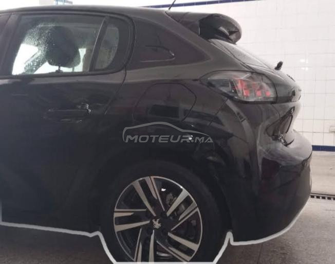 Peugeot 208 Diesel Manuelle 2023 à Fès
