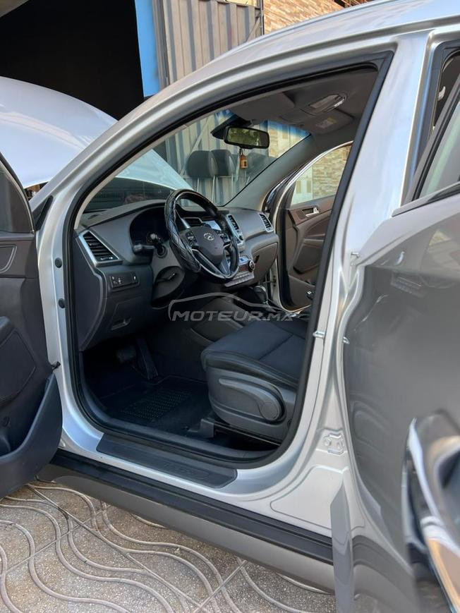 Hyundai tucson 2016 2ème main très propre 