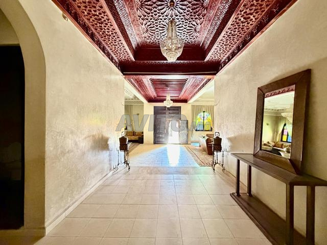 Villa 1160 m² à vendre à Targa Marrakech