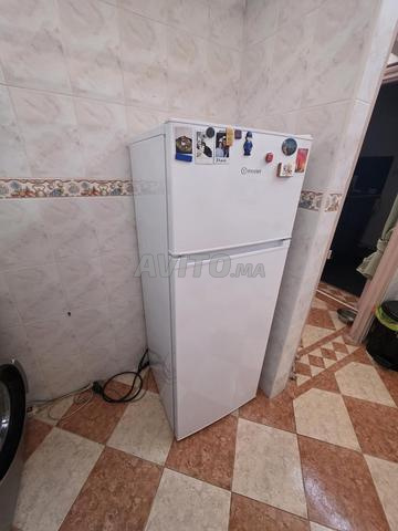 ثلاجة بحالة ممتازة Indesit فاتورة ضمان - 2