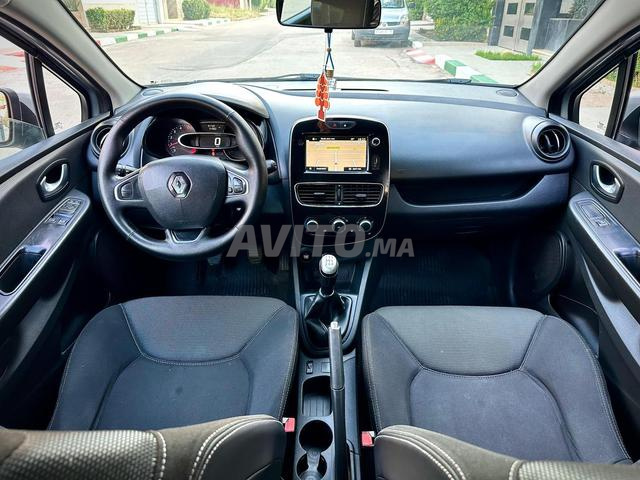 Renault Clio - 2