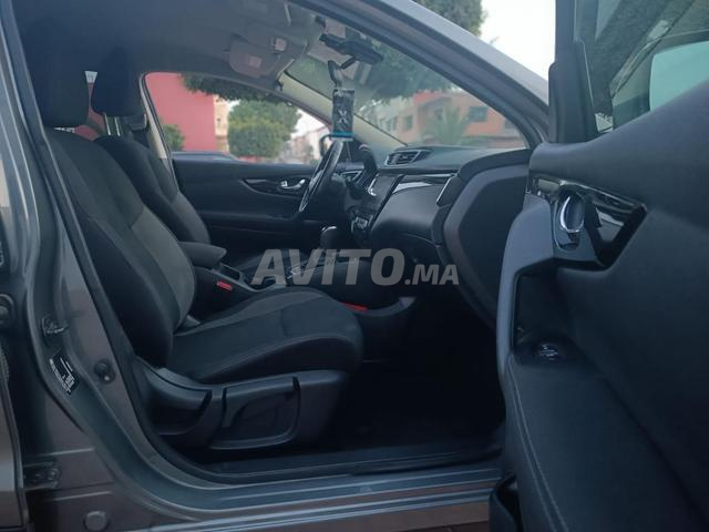 Nissan Qashqai - 2