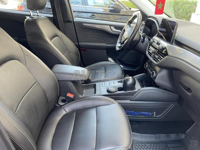 Ford Kuga Diesel Automatique 2023 à Agadir - 2