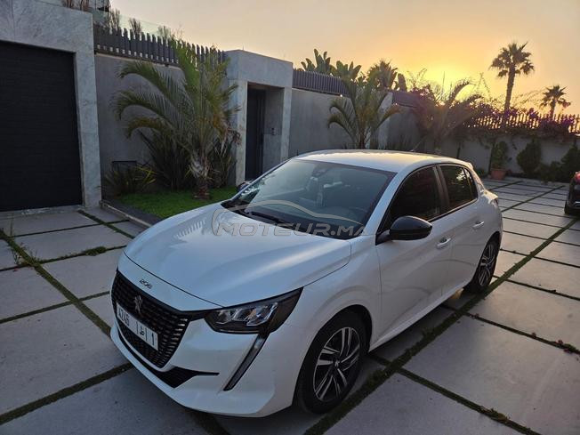 Peugeot 208 2024 