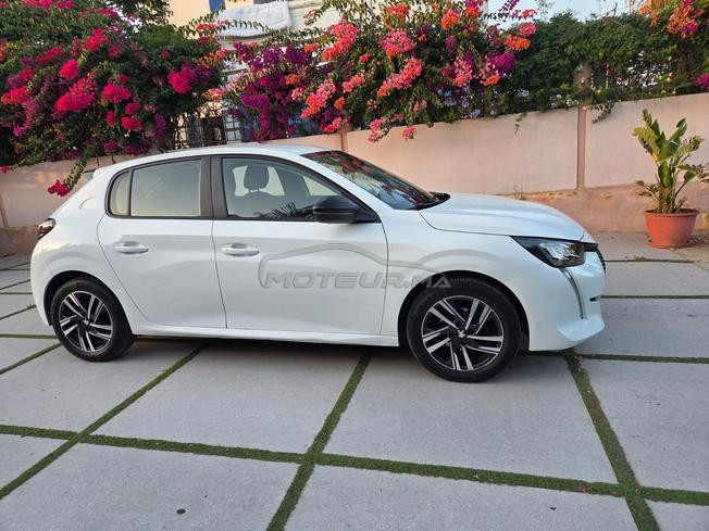 Peugeot 208 2024 