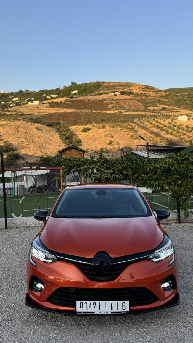 Renault Clio Diesel Manuelle 2024 à Tanger