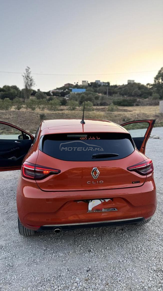 Renault Clio Diesel Manuelle 2024 à Tanger
