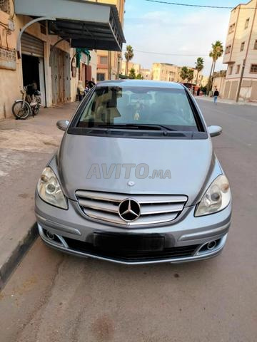 مرسيدس B180 بحالة جيدة جداً، برستيج خاص. - 2