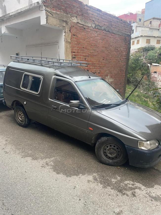 Ford Escort dyal lkhedma Diesel 1997 à Tanger