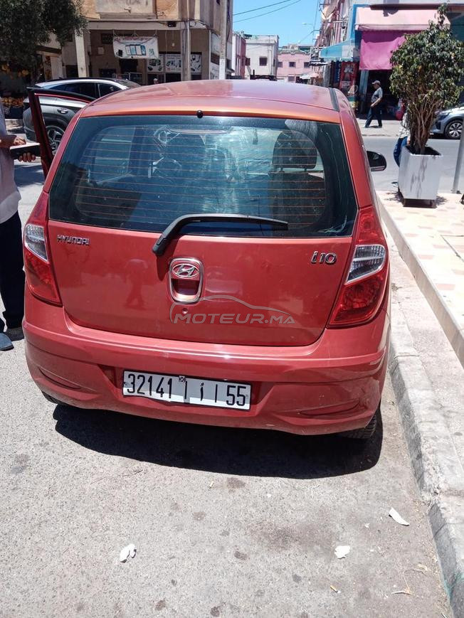 Je vends une Hyundai i10 en très bon état. 