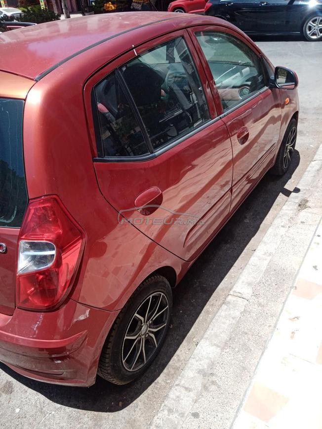 Je vends une Hyundai i10 en très bon état. 