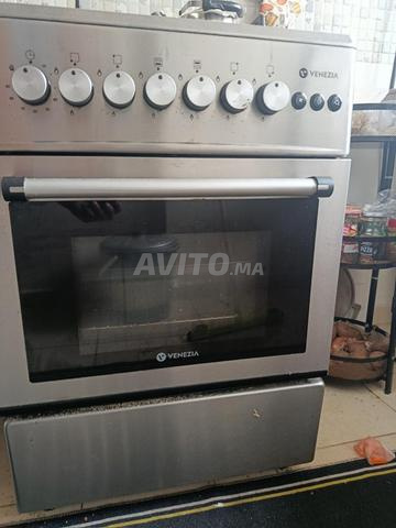 Réfrigérateur / Lave-linge LG / Cuisinière Venezia - 2