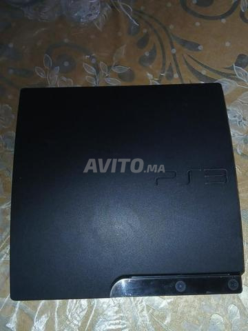 PS3 Slim avec ses accessoires contre PS4 et ajout de ma part