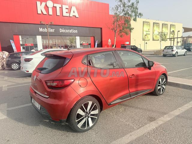 Renault Clio Diesel Manuelle 2015 à Dakhla - 2