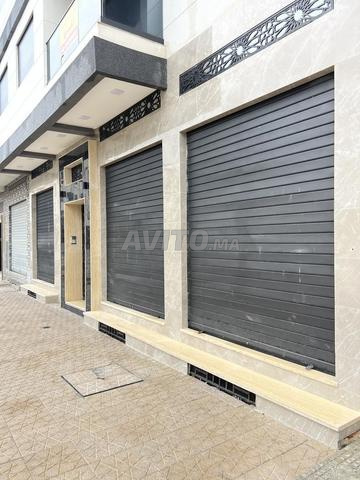 Magasin titre à vendre - 2
