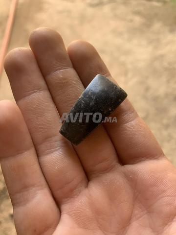 Pierre noire, une pièce très rare - 2