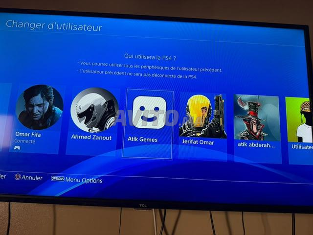 PS4 slim 1tb bon état avec 2cd whatsapp 0630929746 - 2