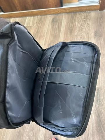Sla nouvelle - cartable bonne qualité - 250 dh - 2