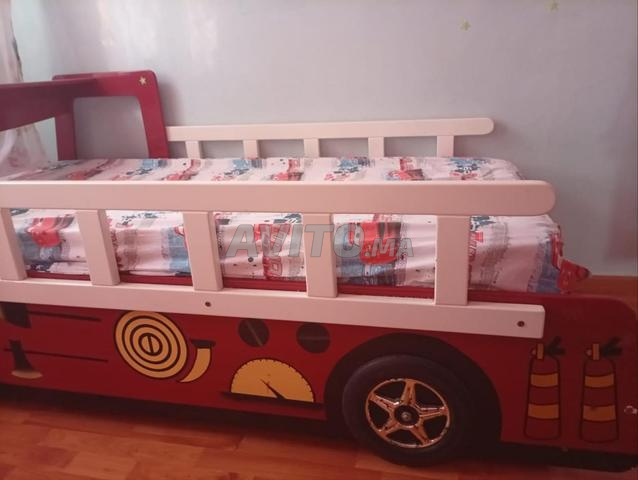 Lit pour enfant avec matelas - 2