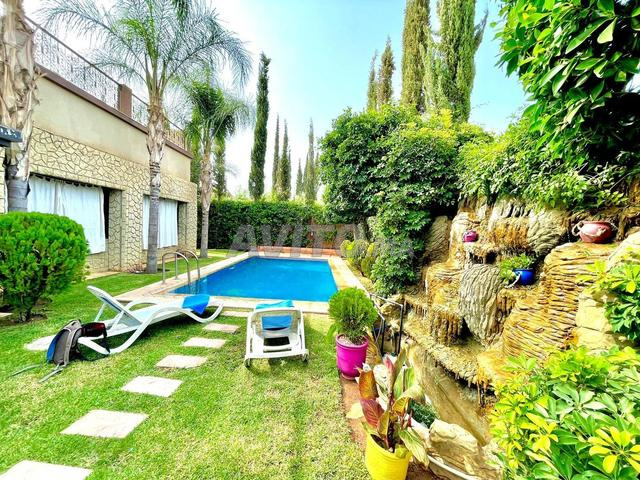 Magnifique villa 4 chambres piscine et terrasse