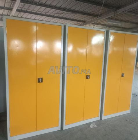 4000 armoires et clapets en gros pour bureaux et chaises