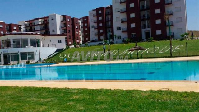 Appartement avec piscine vue directe sur mer