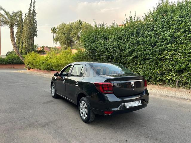 داسيا لوجان بنزين يدوية 2021 في مراكش