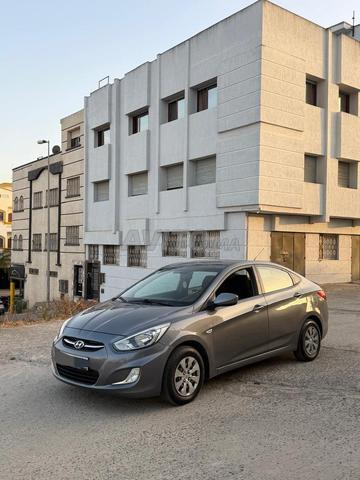 Hyundai Accent - 2