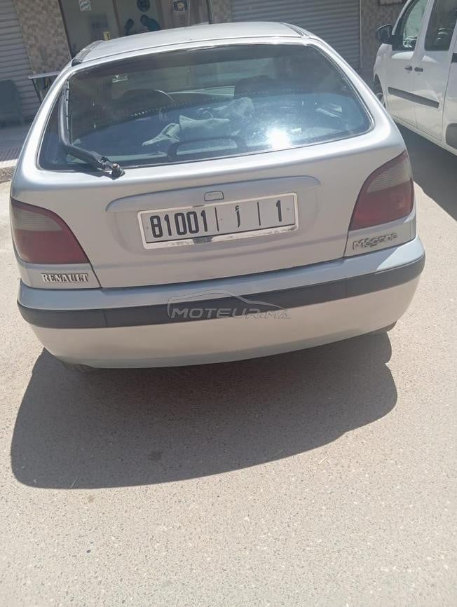 Renault Megane Diesel Manuelle 2002 à Sidi Slimane