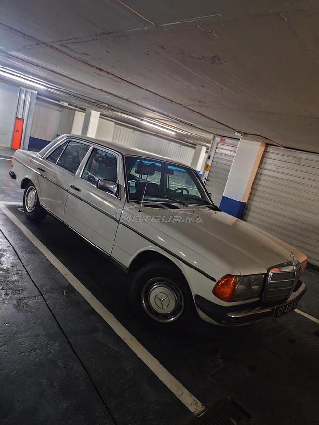 Mercedes-Benz 300 Diesel Automatique 1980 à Nador