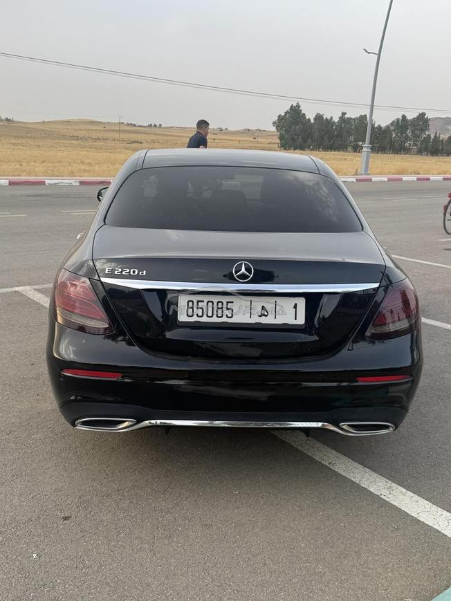 Mercedes-Benz Classe E, modèle 2018 AMG LINE PLUS
