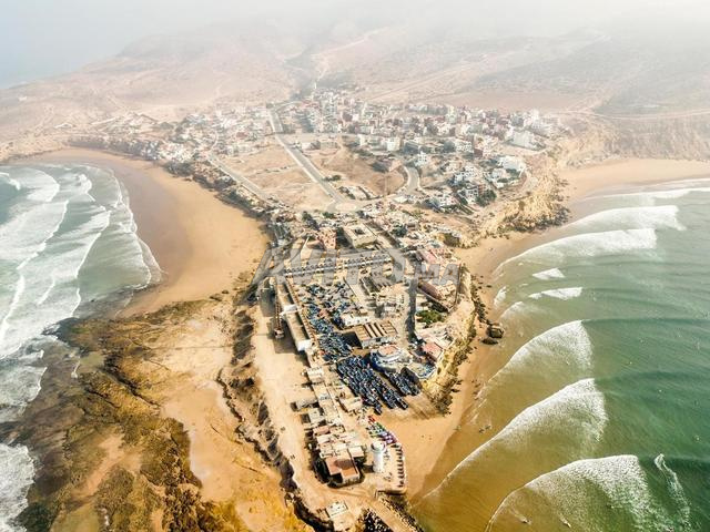 أرض مسجلة للبيع على البحر في إمسوان - 2