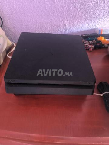 PlayStation 4 slim 1T flashée - 2
