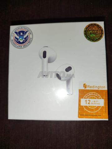 AirPods Pro 4 et casque bluetooth P9 - 2
