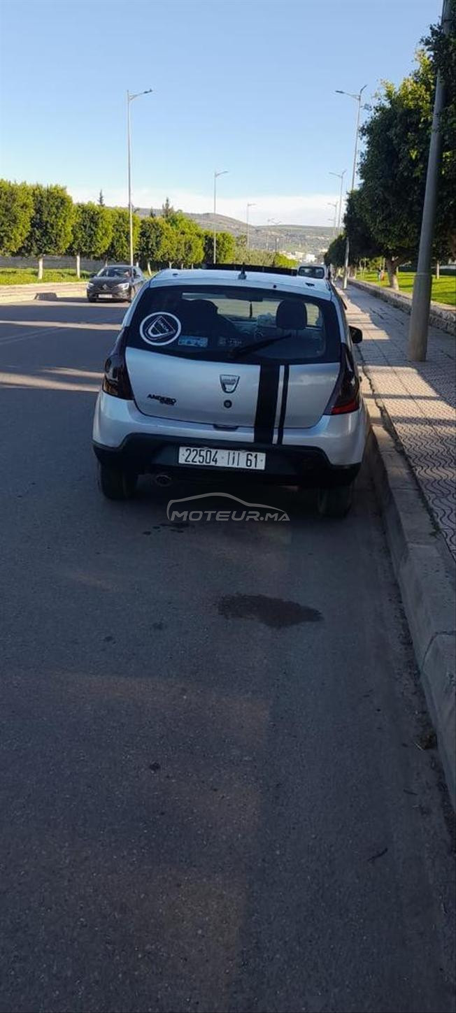 Dacia sandero 2011