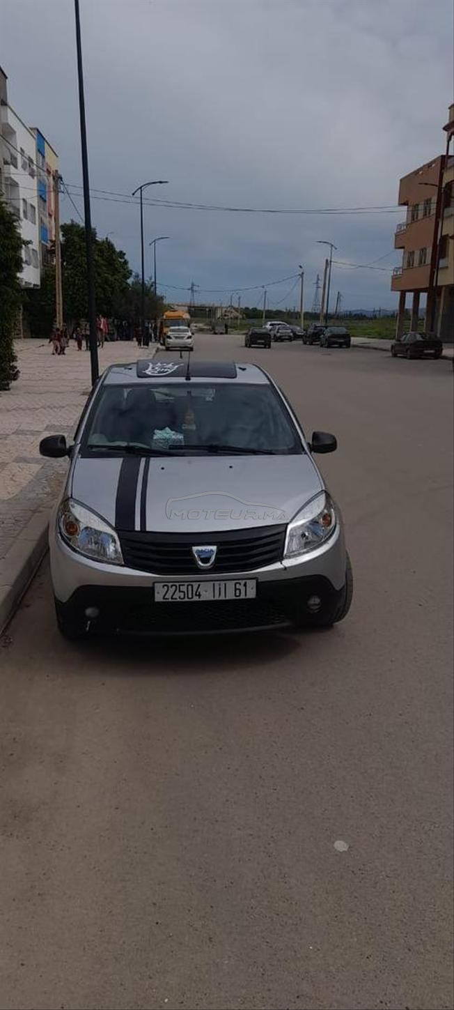 Dacia sandero 2011