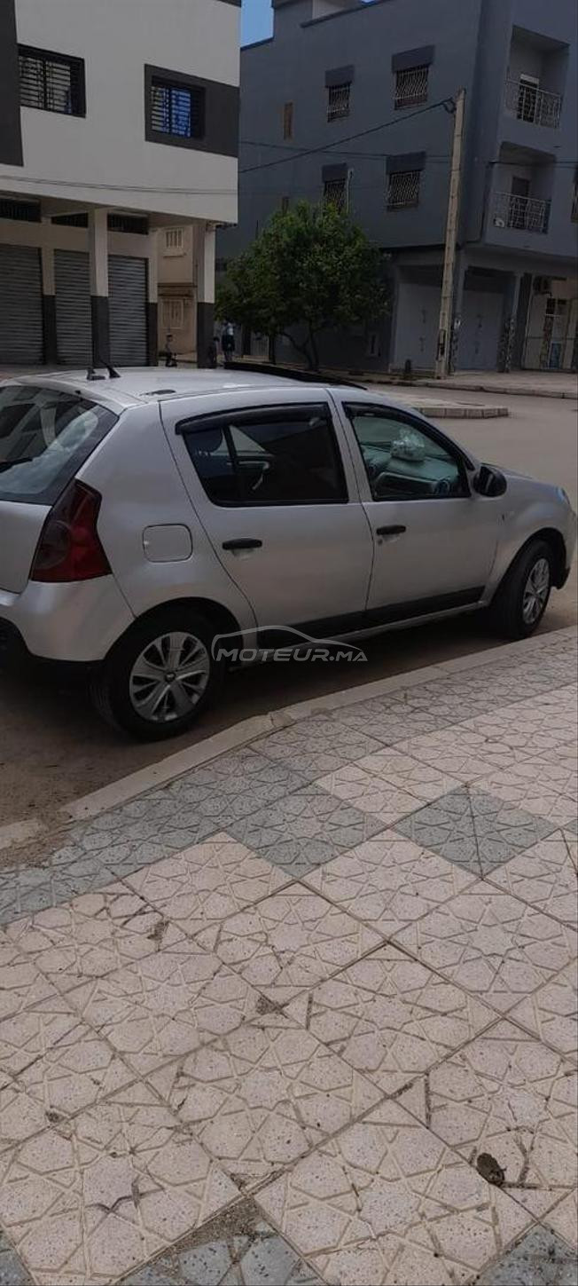 Dacia sandero 2011