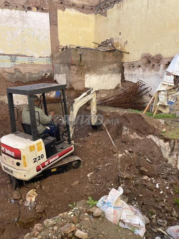 حفار صغير BOBCAT 220 (1.700 طن) - 2