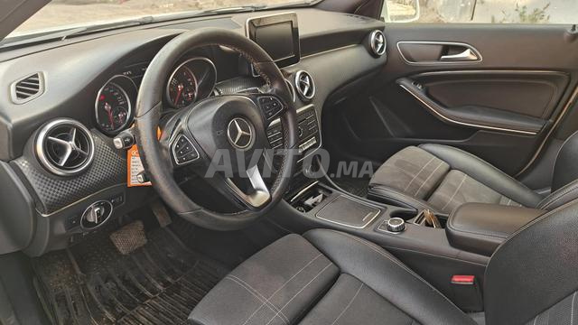 مرسيدس كلاس A200