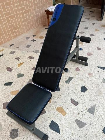 مقعد تدريب أثقال قابل للتعديل بحالة جيدة - 2