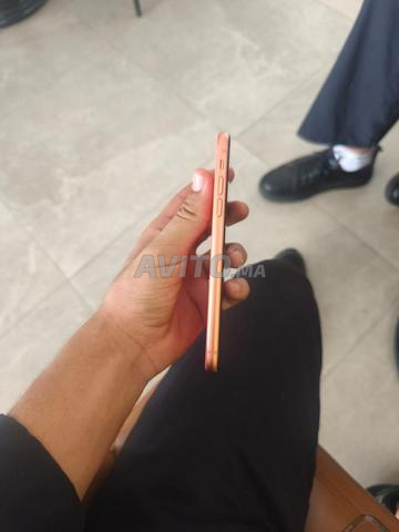 iPhone XR - 2