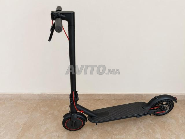 Scooter électrique à Saknia