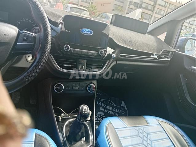 Je mets ma voiture à vendre - 2